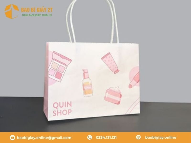 Lý do bạn nên đặt in túi giấy đựng son tại Bao Bì 2T