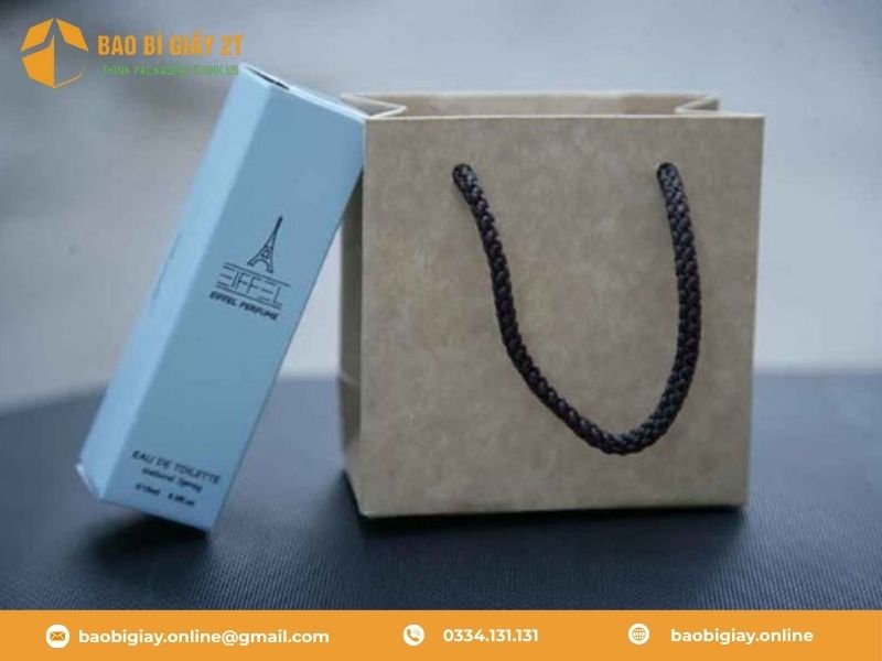 Tại sao các shop mỹ phẩm cần túi giấy đựng son riêng?