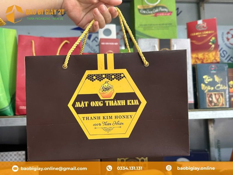 Túi giấy đựng đặc sản mật ong rừng